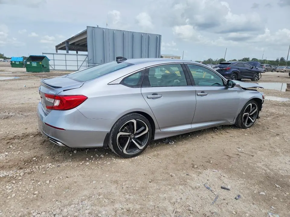 2022 HONDA ACCORD SPORT  