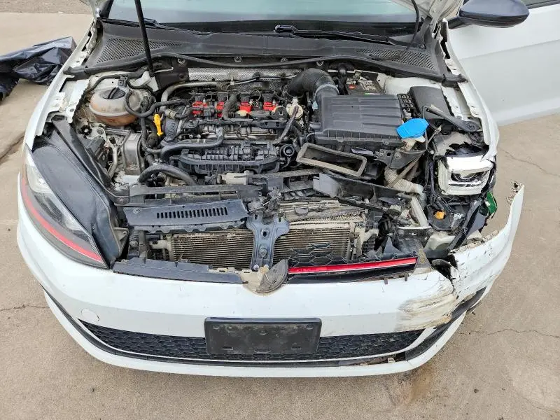 2015 VOLKSWAGEN GTI   