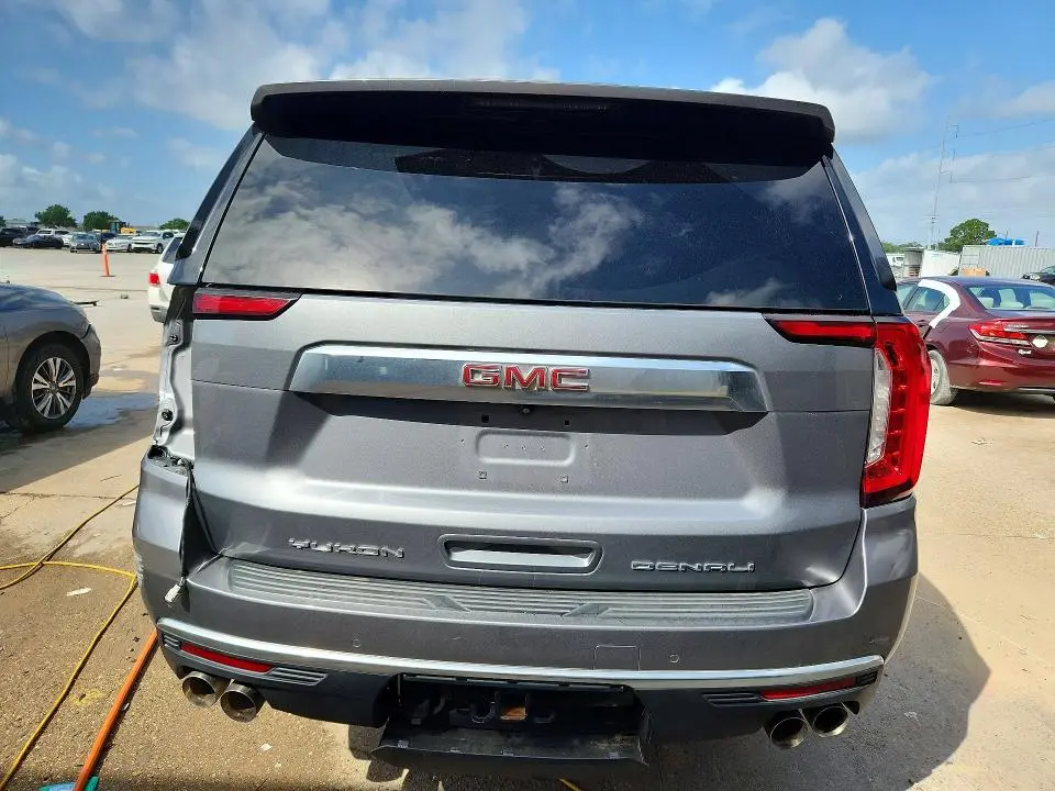 2022 GMC YUKON XL DENALI  