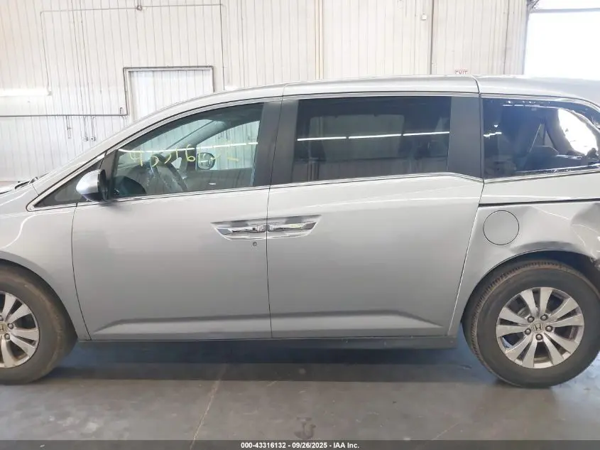 2016 HONDA ODYSSEY SE