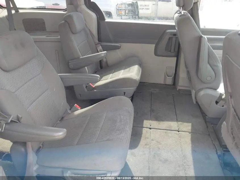 2010 DODGE GRAND CARAVAN SE