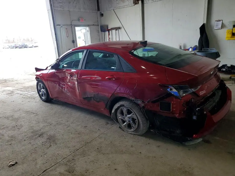 2021 HYUNDAI ELANTRA SE  