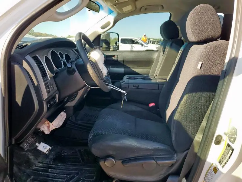 2010 TOYOTA TUNDRA DOUBLE CAB SR5  