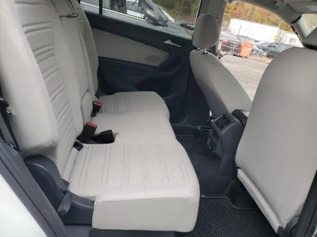 2022 VOLKSWAGEN TIGUAN S  