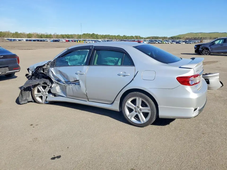 2013 TOYOTA COROLLA S  
