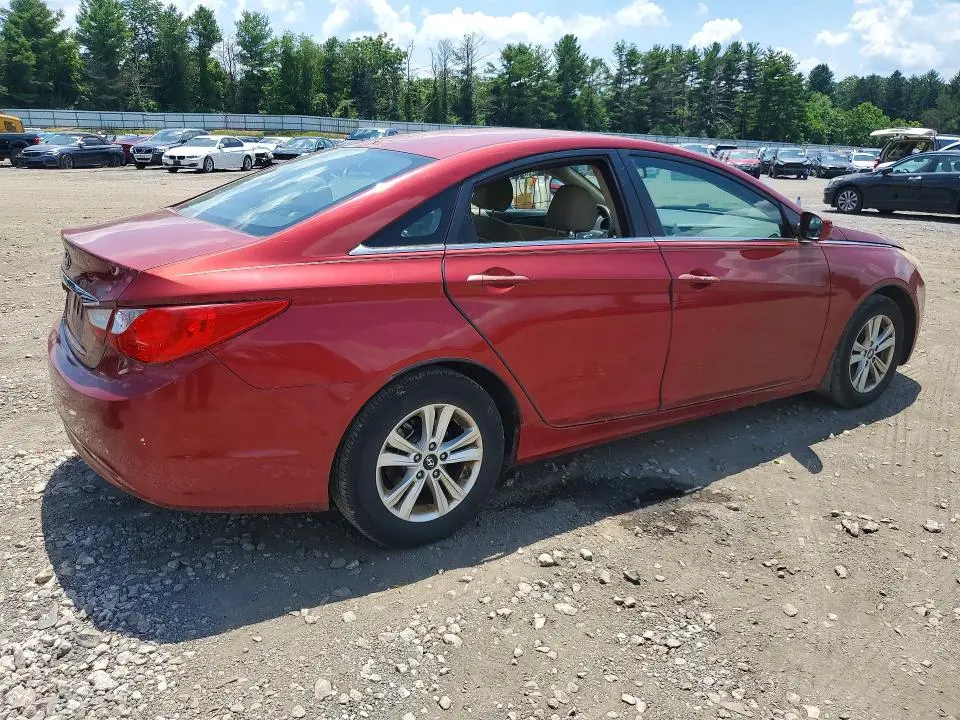 2011 HYUNDAI SONATA GLS  