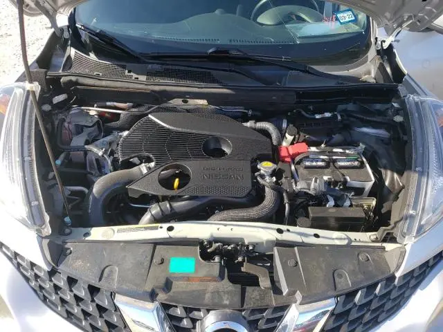 2015 NISSAN JUKE S