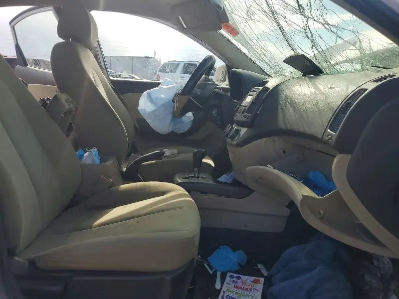 2010 HYUNDAI ELANTRA GLS  