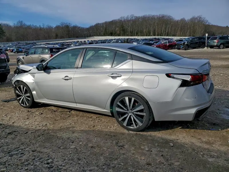 2021 NISSAN ALTIMA SR  