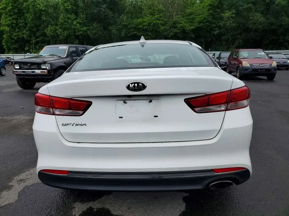 2017 KIA OPTIMA LX  