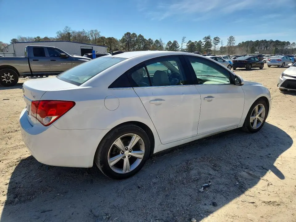 2015 CHEVROLET CRUZE LT  