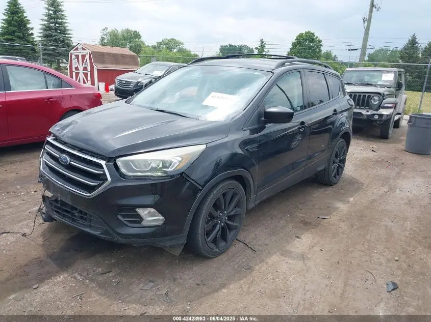 2017 FORD ESCAPE SE
