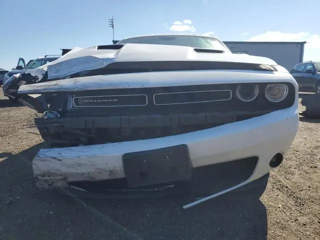 2017 DODGE CHALLENGER SXT  