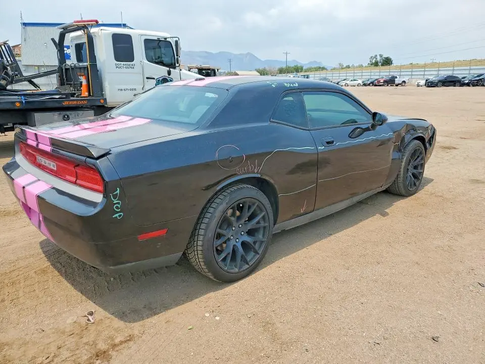 2010 DODGE CHALLENGER SE  