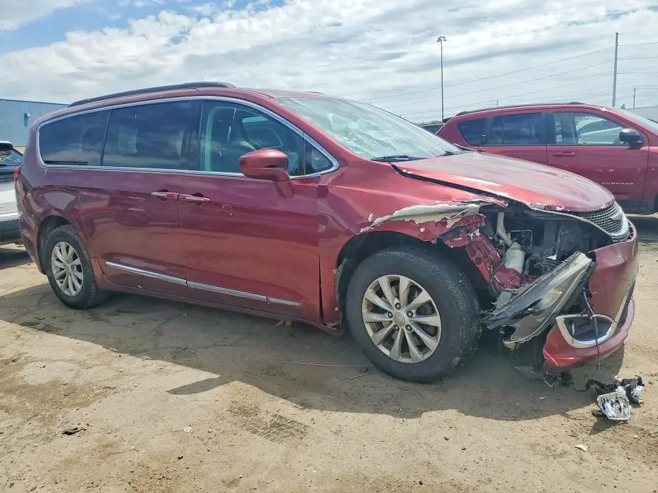 2017 CHRYSLER PACIFICA TOURING L  