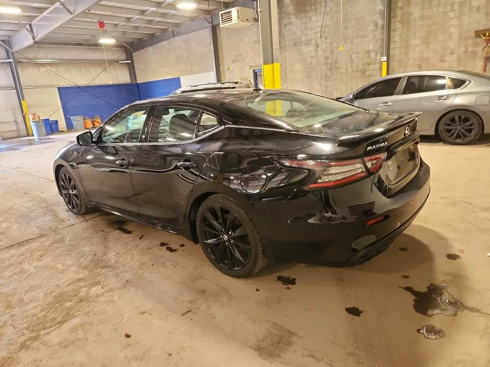 2022 NISSAN MAXIMA SR  