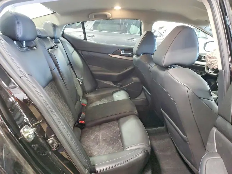 2017 NISSAN MAXIMA 3.5 SR  