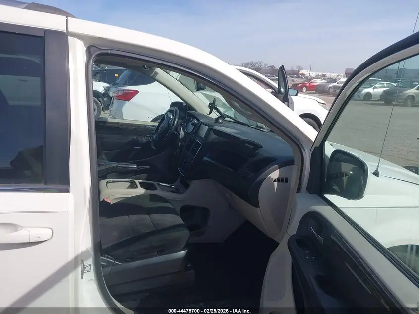 2011 DODGE GRAND CARAVAN CREW