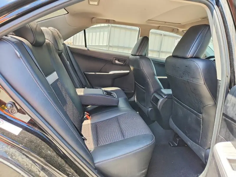 2012 TOYOTA CAMRY SE  