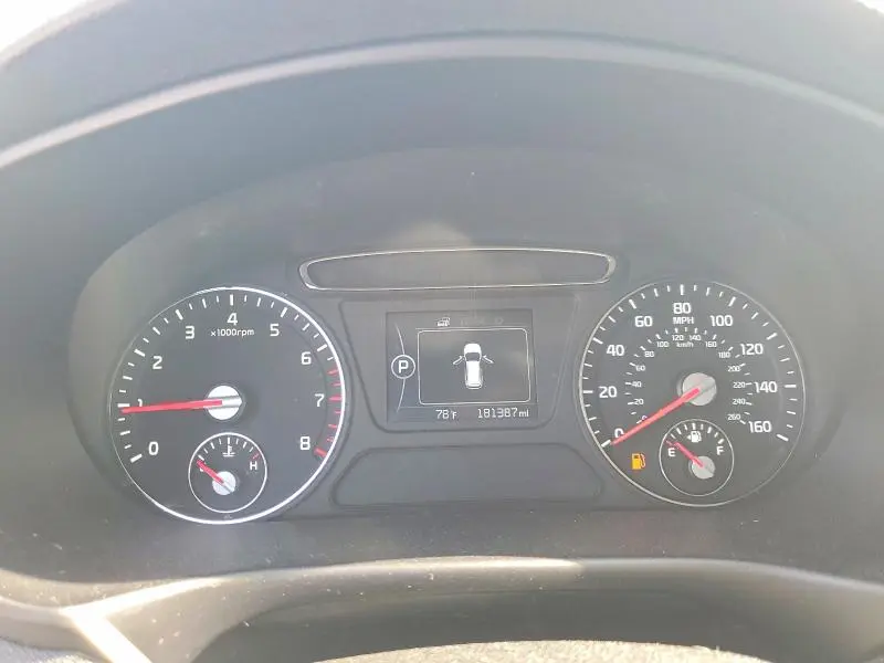 2016 KIA SORENTO L  
