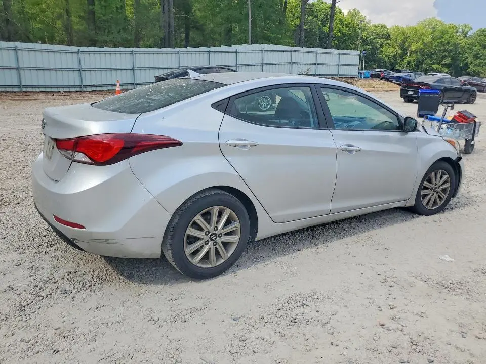2014 HYUNDAI ELANTRA SE  