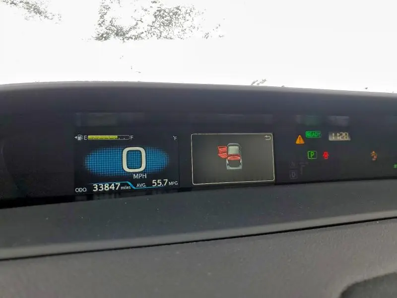 2021 TOYOTA PRIUS LE  