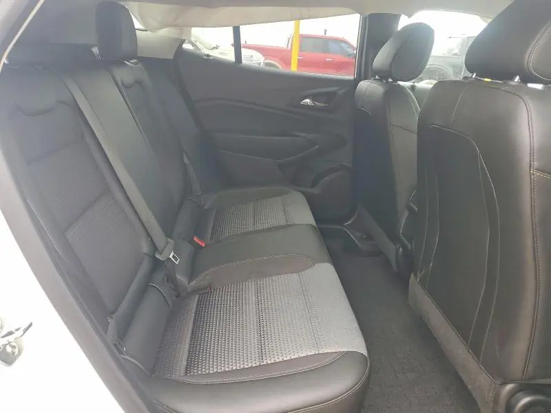 2025 CHEVROLET TRAX 1LT  
