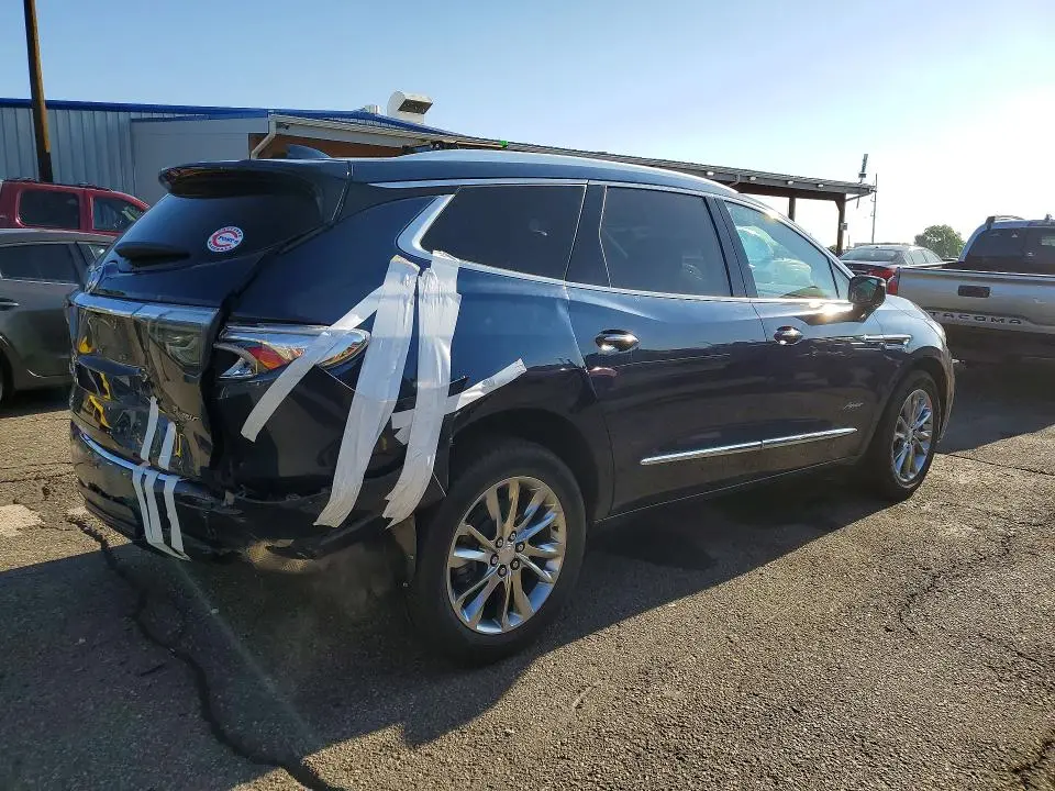 2022 BUICK ENCLAVE AVENIR  