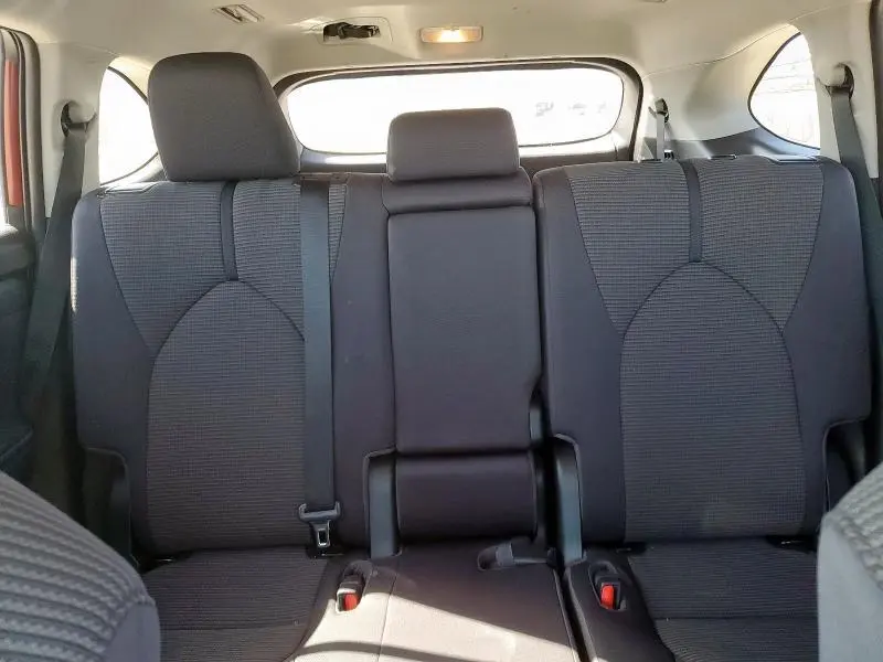 2022 TOYOTA HIGHLANDER L  