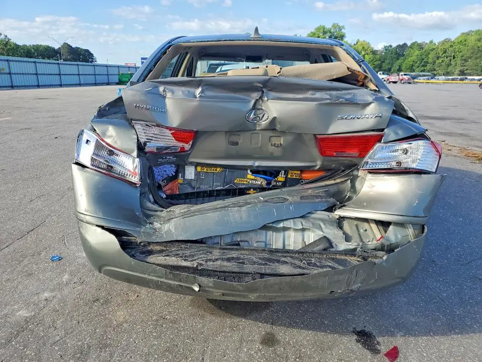 2010 HYUNDAI SONATA GLS  