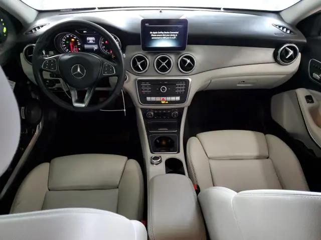 2020 MERCEDES-BENZ GLA 250  