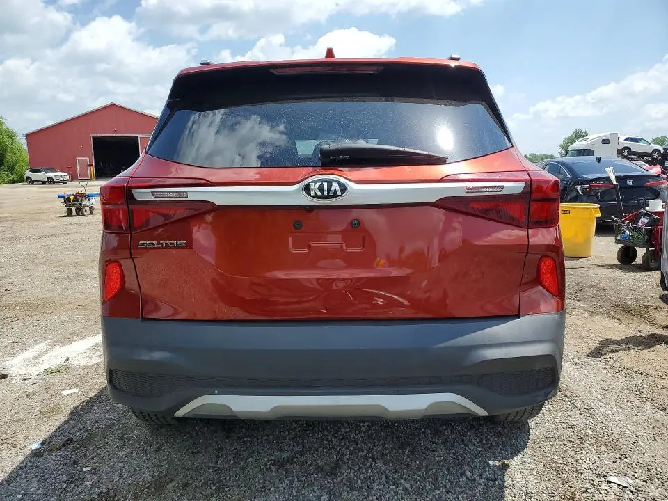 2021 KIA SELTOS LX  