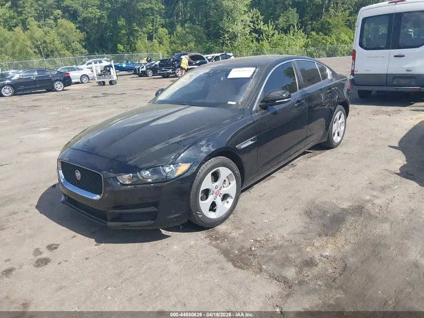 2017 JAGUAR XE 25T