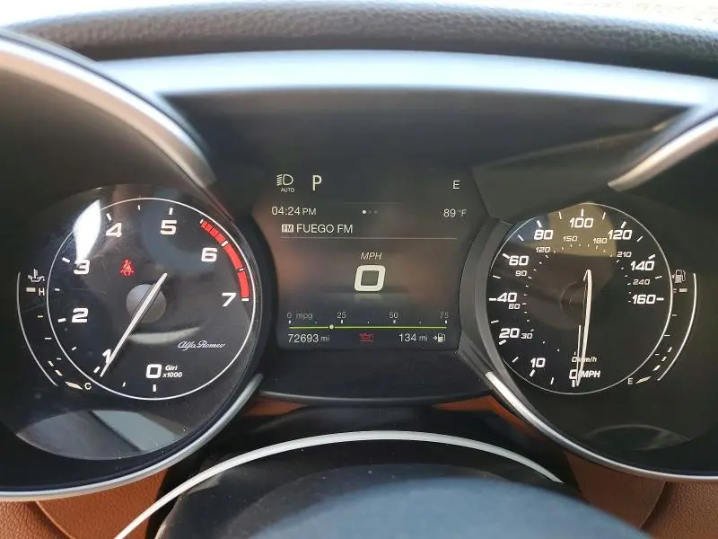 2019 ALFA ROMEO GIULIA TI  