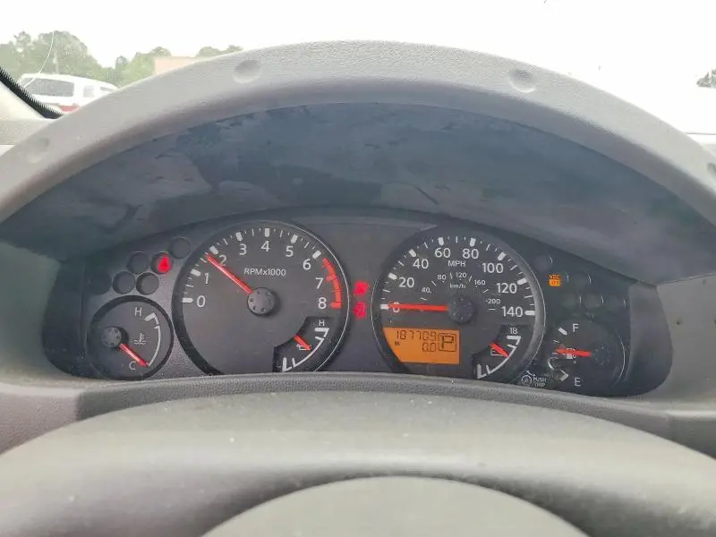 2011 NISSAN FRONTIER S  