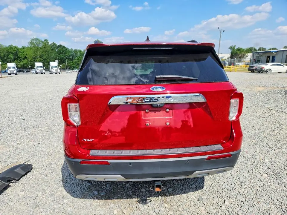 2021 FORD EXPLORER XLT  