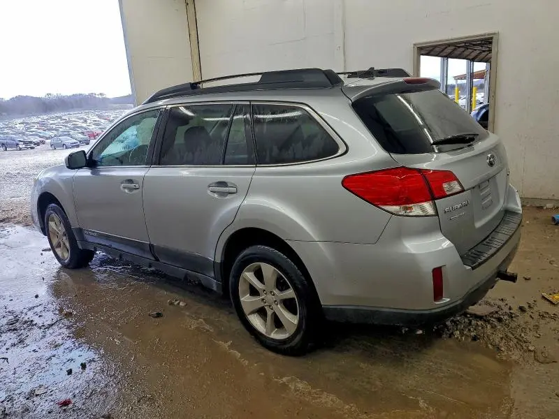 2013 SUBARU OUTBACK 2.5I PREMIUM  