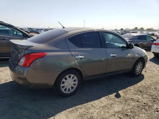 2013 NISSAN VERSA S  