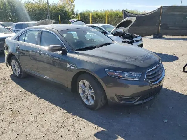 2019 FORD TAURUS SEL  