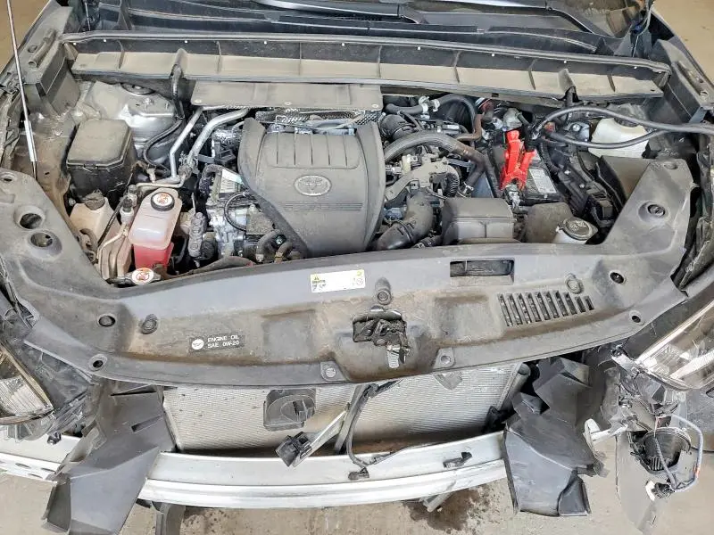 2025 TOYOTA HIGHLANDER XLE  