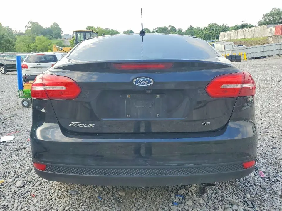 2018 FORD FOCUS SE  