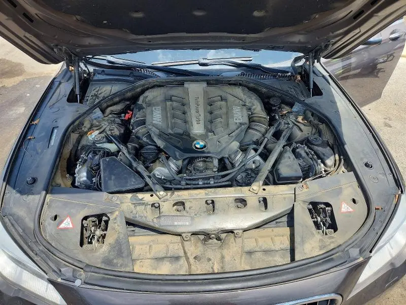 2014 BMW 750 LXI  
