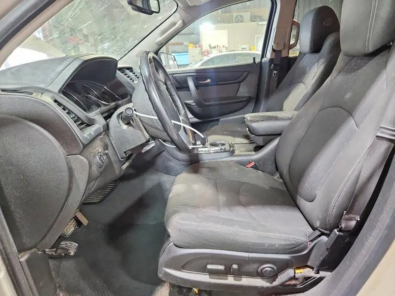 2013 GMC ACADIA SLE  