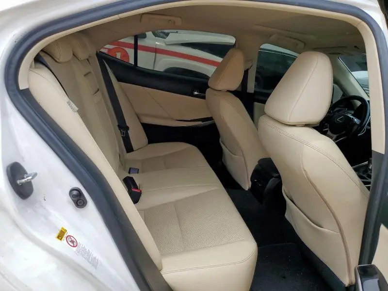 2015 LEXUS IS 250