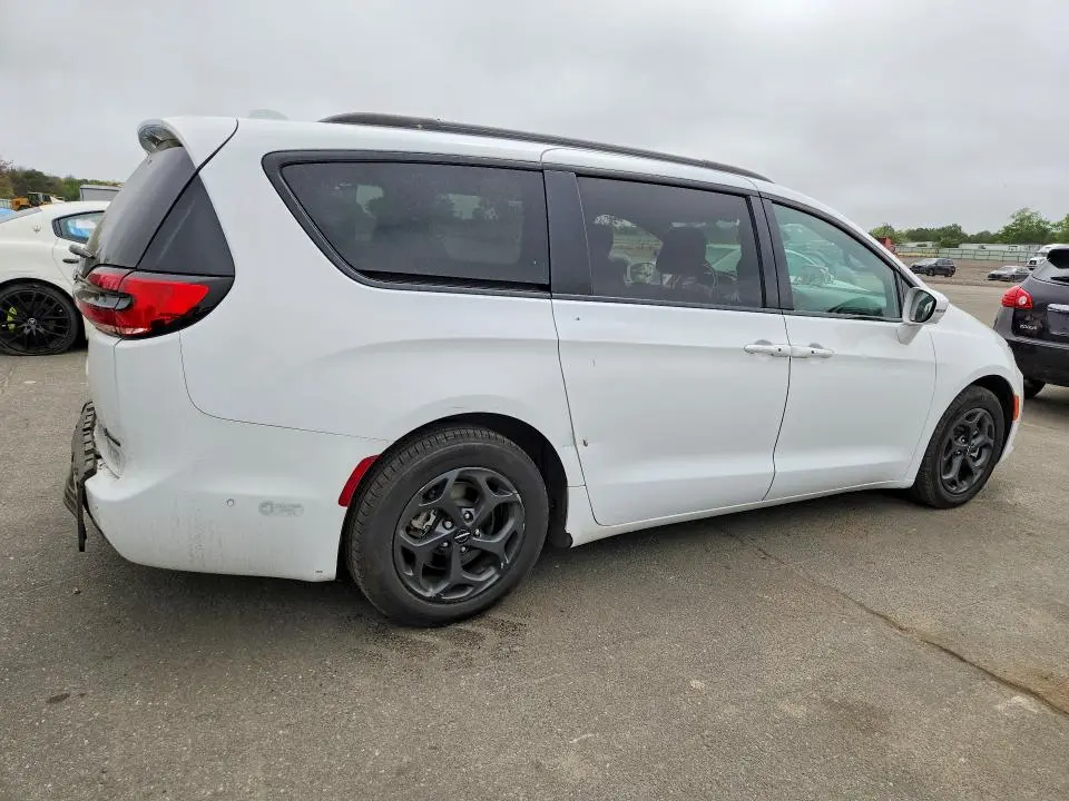 2021 CHRYSLER PACIFICA HYBRID LIMITED  