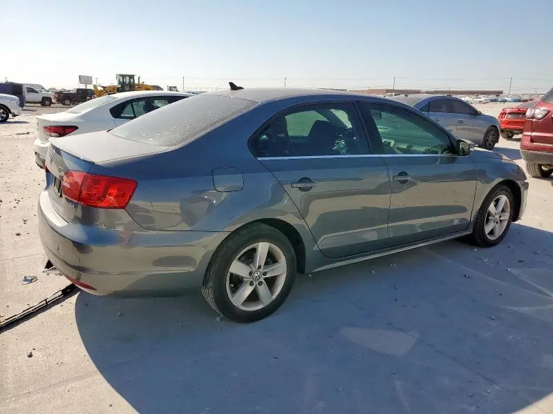 2013 VOLKSWAGEN JETTA TDI  