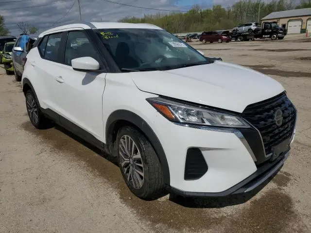 2021 NISSAN KICKS SV  