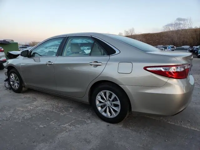 2015 TOYOTA CAMRY LE  