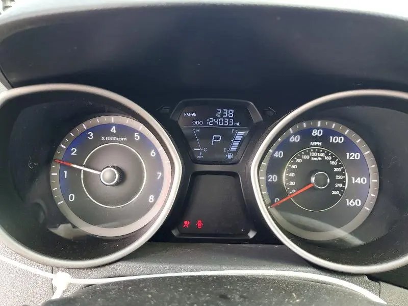 2012 HYUNDAI ELANTRA   