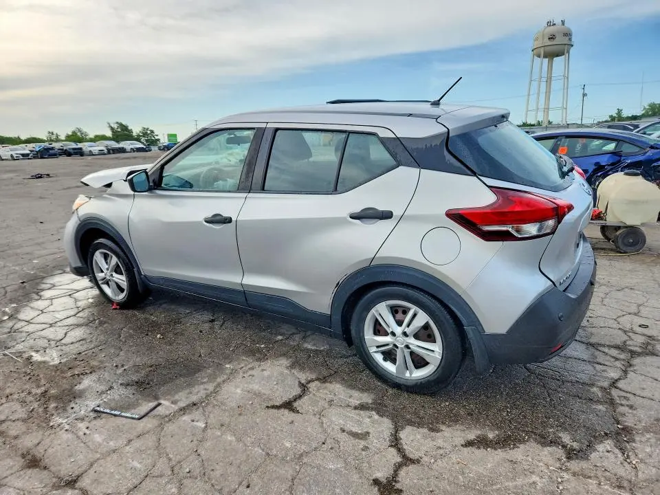 2020 NISSAN KICKS S  